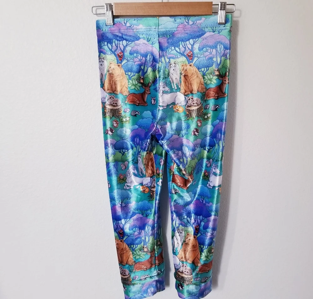 Blackmilk Into the Woods Velvet Cropped Leggings - Picture 5 of 12